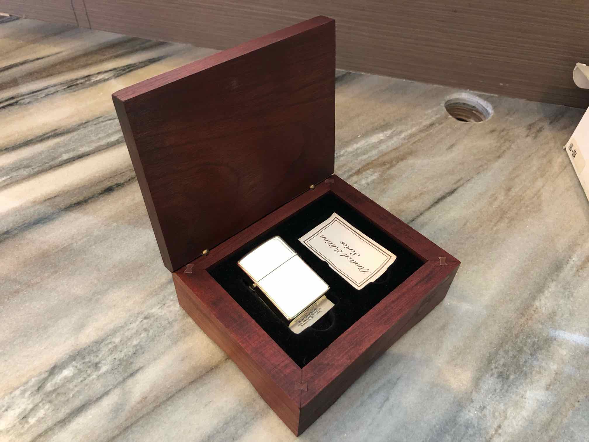 今日小晒之1995年首版18k纯金zippo-晒机交流紫锋-zippo打火机爱好者